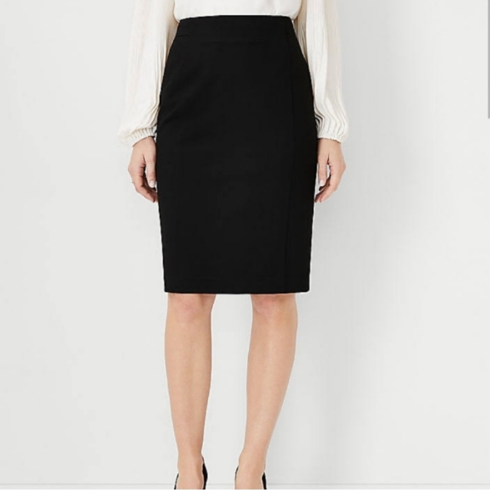 NWT Anne Klein Pencil Skirt